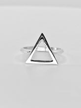 Load image into Gallery viewer, Triangle Ring