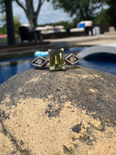 Load image into Gallery viewer, ludwigite Peridot Ring (elongated cushion)
