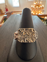 Load image into Gallery viewer, Cracked Ring
