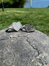 Load image into Gallery viewer, Broken Heart- Pave Ring
